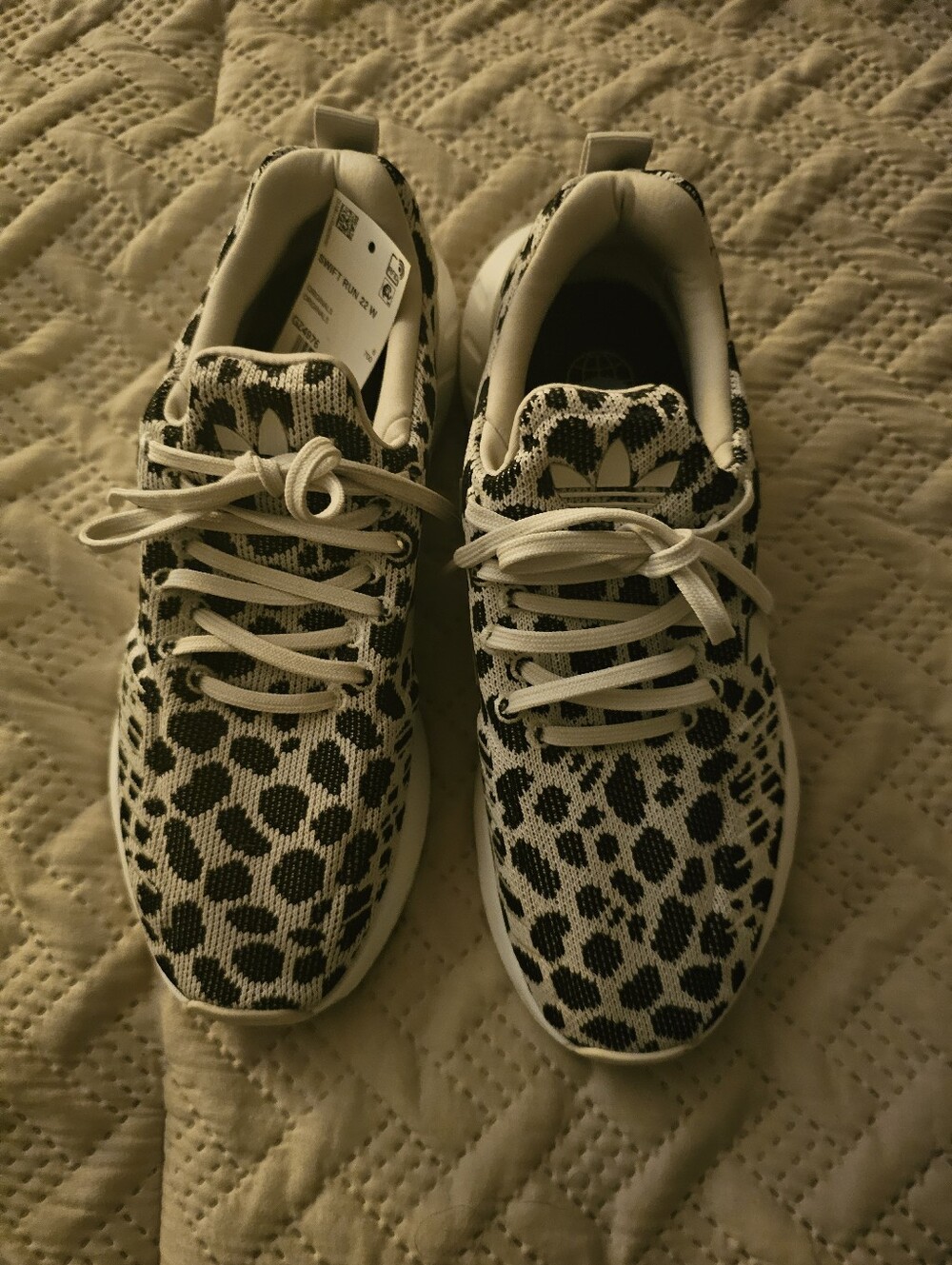 Adidas Womens Leopard Print Lace-Up Sneakers - White/Black
